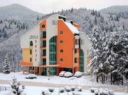 Dikas Hotel