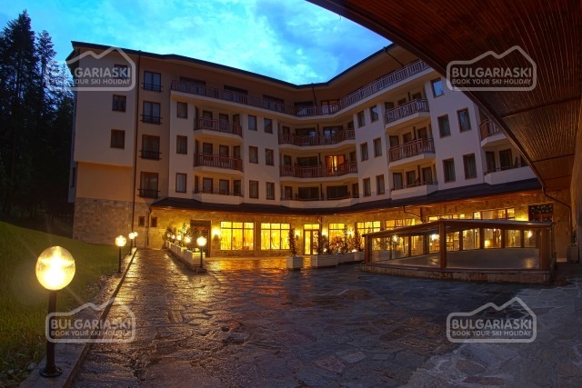 Villa Park Apartments3