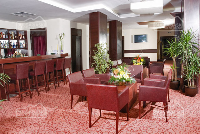 Royal Lodge Spa Hotel3