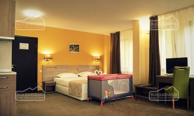 Niken Hotel5